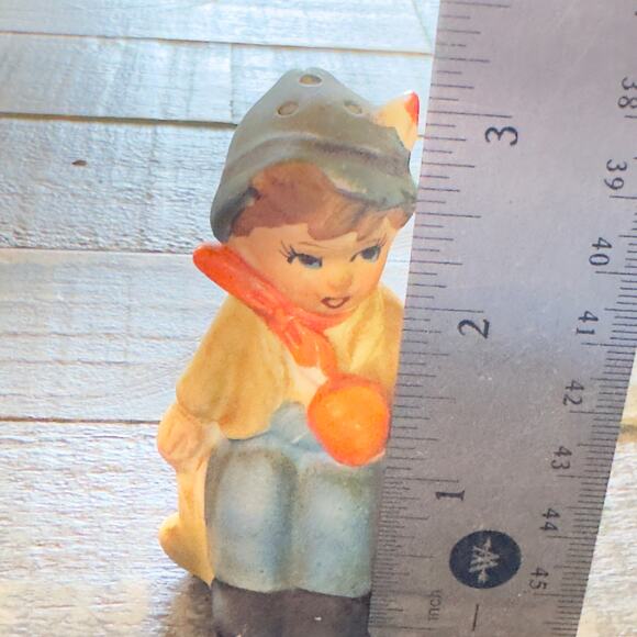 Vintage Salt Shaker Hummel Style Boy On Log - Picture 2 of 7